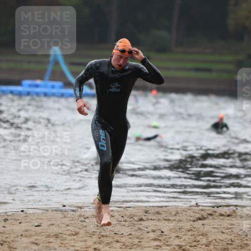 13.09.2026 - Stadtparktriathlon Mo-Foto http://msf.ph/oto/10251604 13.09.2026 08:52:15 Schwimmen 98, 145 meine-sportfotos.de