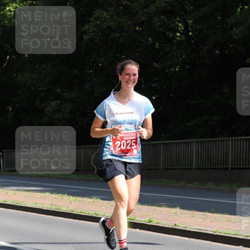 13.09.2026 - 21. swb-Marathon Bremen TobiasT http://msf.ph/oto/10251633 13.09.2026 12:45:57 Laufen 2025 meine-sportfotos.de