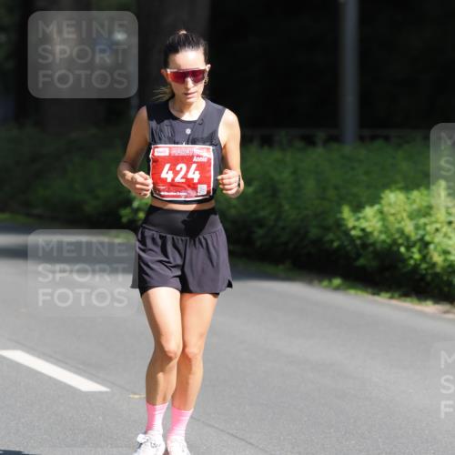 13.09.2026 - 21. swb-Marathon Bremen TobiasT http://msf.ph/oto/10251699 13.09.2026 12:47:56 Laufen 424 meine-sportfotos.de