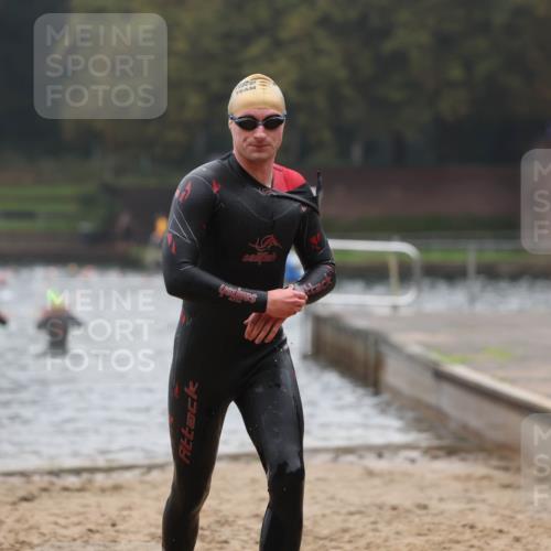 13.09.2026 - Stadtparktriathlon Mo-Foto http://msf.ph/oto/10251721 13.09.2026 08:53:37 Schwimmen 96, 114, 131 meine-sportfotos.de