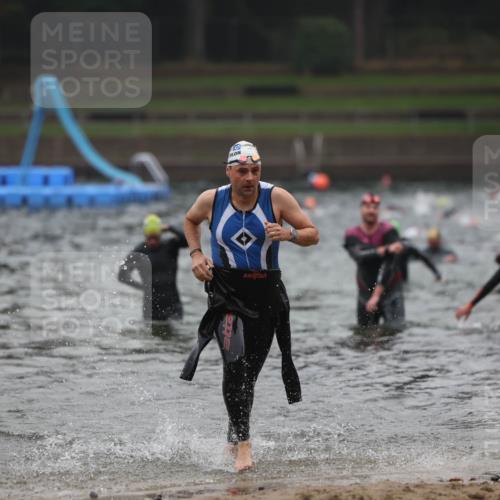 13.09.2026 - Stadtparktriathlon Mo-Foto http://msf.ph/oto/10251722 13.09.2026 08:53:42 Schwimmen 108, 114 meine-sportfotos.de