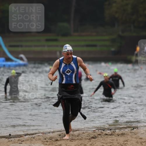 13.09.2026 - Stadtparktriathlon Mo-Foto http://msf.ph/oto/10251725 13.09.2026 08:53:43 Schwimmen 108, 114 meine-sportfotos.de