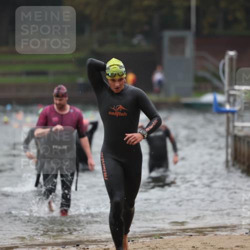 13.09.2026 - Stadtparktriathlon Mo-Foto http://msf.ph/oto/10251733 13.09.2026 08:53:52 Schwimmen 106, 108, 125, 129 meine-sportfotos.de