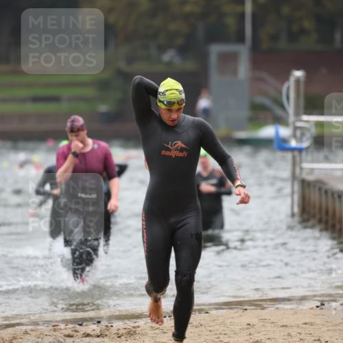 13.09.2026 - Stadtparktriathlon Mo-Foto http://msf.ph/oto/10251734 13.09.2026 08:53:52 Schwimmen 106, 108, 125, 129 meine-sportfotos.de