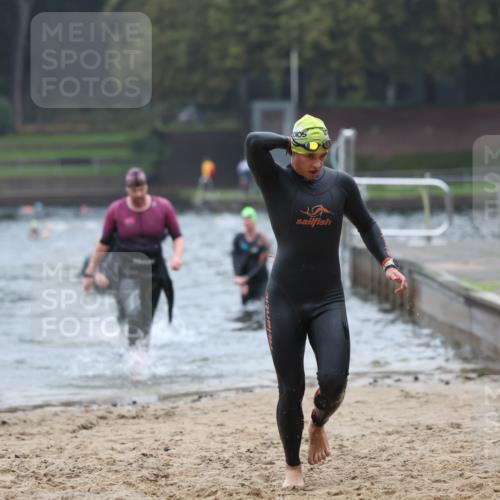 13.09.2026 - Stadtparktriathlon Mo-Foto http://msf.ph/oto/10251736 13.09.2026 08:53:54 Schwimmen 89, 106, 108, 110, 125, 129 meine-sportfotos.de