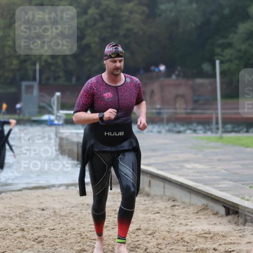 13.09.2026 - Stadtparktriathlon Mo-Foto http://msf.ph/oto/10251746 13.09.2026 08:54:00 Schwimmen 81, 89, 106, 110, 125, 129 meine-sportfotos.de