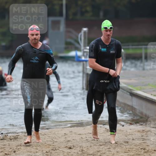 13.09.2026 - Stadtparktriathlon Mo-Foto http://msf.ph/oto/10251753 13.09.2026 08:54:05 Schwimmen 81, 89, 110 meine-sportfotos.de