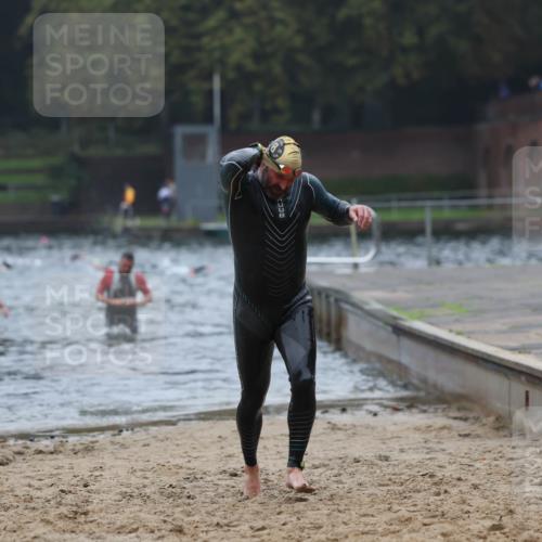 13.09.2026 - Stadtparktriathlon Mo-Foto http://msf.ph/oto/10251761 13.09.2026 08:54:11 Schwimmen 81, 89, 110, 123 meine-sportfotos.de