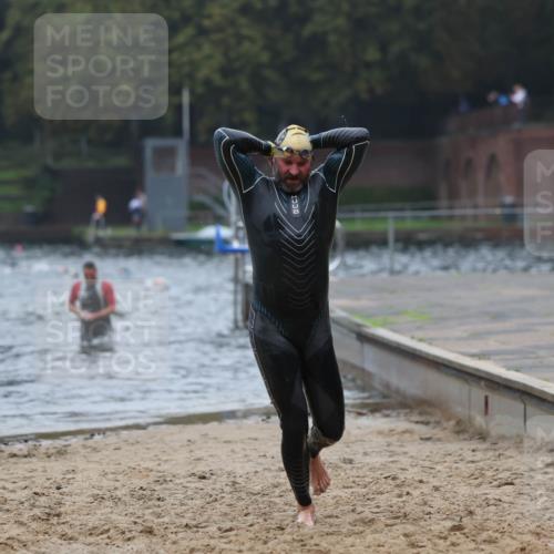 13.09.2026 - Stadtparktriathlon Mo-Foto http://msf.ph/oto/10251763 13.09.2026 08:54:11 Schwimmen 81, 89, 110, 123 meine-sportfotos.de