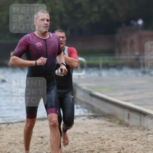 13.09.2026 - Stadtparktriathlon Mo-Foto http://msf.ph/oto/10251779 13.09.2026 08:54:24 Schwimmen 99, 105, 123, 130, 140 meine-sportfotos.de