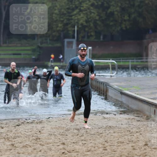 13.09.2026 - Stadtparktriathlon Mo-Foto http://msf.ph/oto/10251821 13.09.2026 08:54:54 Schwimmen 77, 97, 100, 101, 102, 104, 113, 117, 120, 126, 128, 141, 142 meine-sportfotos.de
