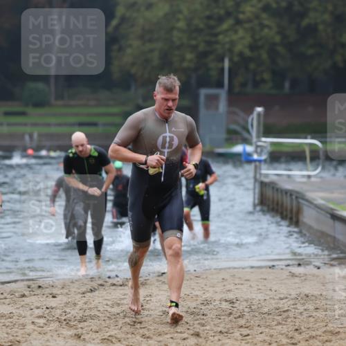 13.09.2026 - Stadtparktriathlon Mo-Foto http://msf.ph/oto/10251828 13.09.2026 08:54:57 Schwimmen 77, 82, 97, 100, 101, 102, 117, 126, 128, 141, 142 meine-sportfotos.de