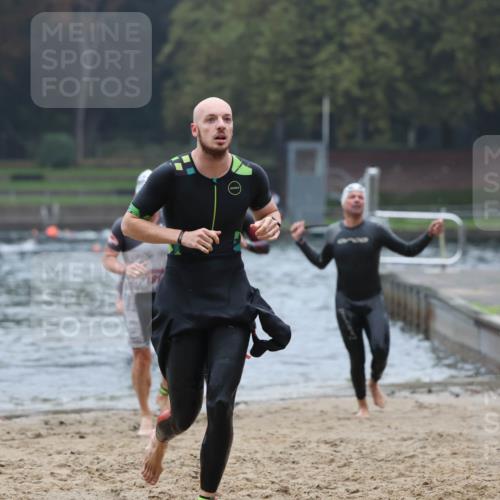 13.09.2026 - Stadtparktriathlon Mo-Foto http://msf.ph/oto/10251838 13.09.2026 08:55:01 Schwimmen 77, 82, 97, 100, 101, 102, 126, 128, 141 meine-sportfotos.de