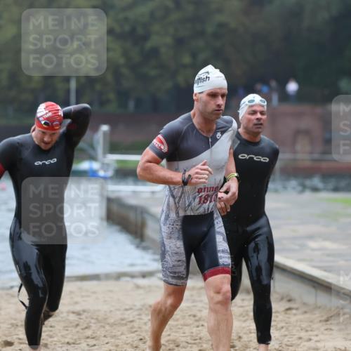 13.09.2026 - Stadtparktriathlon Mo-Foto http://msf.ph/oto/10251844 13.09.2026 08:55:04 Schwimmen 82, 97, 100, 101, 102, 128, 141 meine-sportfotos.de