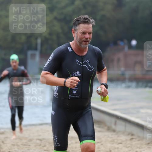 13.09.2026 - Stadtparktriathlon Mo-Foto http://msf.ph/oto/10251852 13.09.2026 08:55:07 Schwimmen 82, 97, 101, 102, 128 meine-sportfotos.de