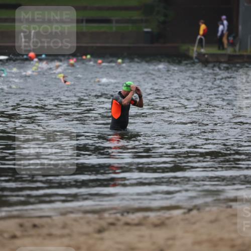 13.09.2026 - Stadtparktriathlon Mo-Foto http://msf.ph/oto/10251887 13.09.2026 08:56:34 Schwimmen 94 meine-sportfotos.de