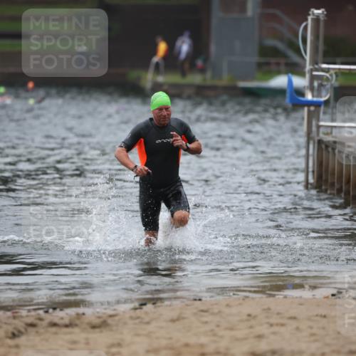 13.09.2026 - Stadtparktriathlon Mo-Foto http://msf.ph/oto/10251890 13.09.2026 08:56:41 Schwimmen 94 meine-sportfotos.de