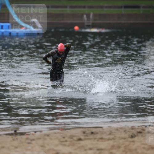 13.09.2026 - Stadtparktriathlon Mo-Foto http://msf.ph/oto/10251900 13.09.2026 09:00:20 Schwimmen 148, 152 meine-sportfotos.de