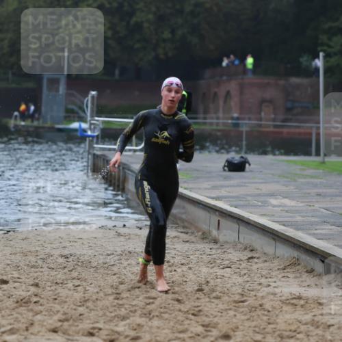 13.09.2026 - Stadtparktriathlon Mo-Foto http://msf.ph/oto/10251909 13.09.2026 09:00:28 Schwimmen 148, 152 meine-sportfotos.de