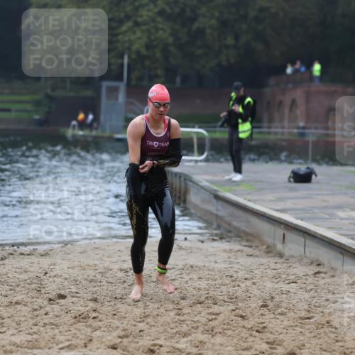 13.09.2026 - Stadtparktriathlon Mo-Foto http://msf.ph/oto/10251911 13.09.2026 09:00:29 Schwimmen 148, 152 meine-sportfotos.de
