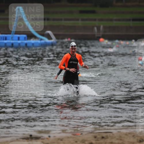 13.09.2026 - Stadtparktriathlon Mo-Foto http://msf.ph/oto/10251950 13.09.2026 09:01:56 Schwimmen 198, 201, 203 meine-sportfotos.de