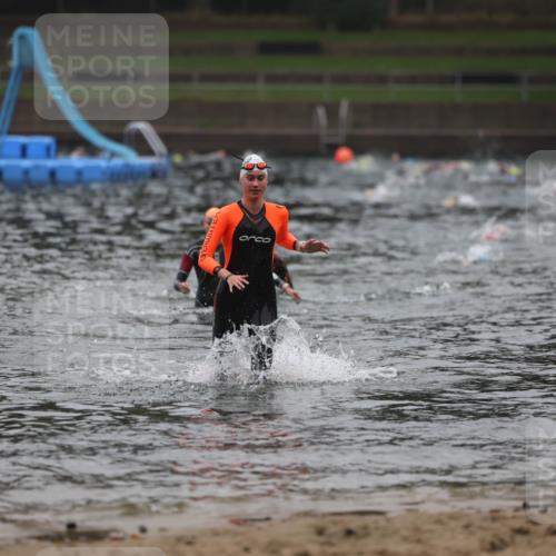 13.09.2026 - Stadtparktriathlon Mo-Foto http://msf.ph/oto/10251951 13.09.2026 09:01:57 Schwimmen 201 meine-sportfotos.de