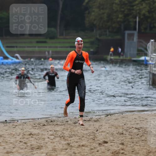 13.09.2026 - Stadtparktriathlon Mo-Foto http://msf.ph/oto/10251953 13.09.2026 09:02:01 Schwimmen 153, 158, 201 meine-sportfotos.de