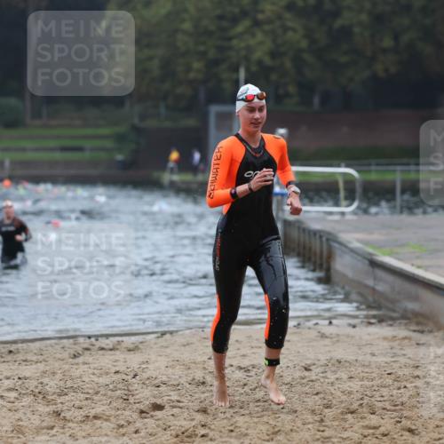 13.09.2026 - Stadtparktriathlon Mo-Foto http://msf.ph/oto/10251955 13.09.2026 09:02:02 Schwimmen 153, 158, 201 meine-sportfotos.de