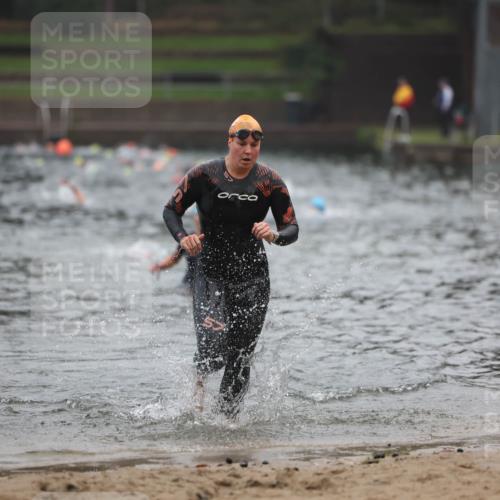 13.09.2026 - Stadtparktriathlon Mo-Foto http://msf.ph/oto/10251964 13.09.2026 09:02:08 Schwimmen 153, 158 meine-sportfotos.de