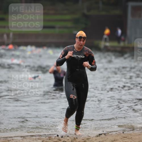 13.09.2026 - Stadtparktriathlon Mo-Foto http://msf.ph/oto/10251966 13.09.2026 09:02:09 Schwimmen 153, 158 meine-sportfotos.de