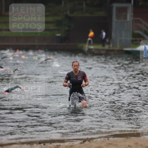 13.09.2026 - Stadtparktriathlon Mo-Foto http://msf.ph/oto/10251970 13.09.2026 09:02:15 Schwimmen 153, 158, 163 meine-sportfotos.de
