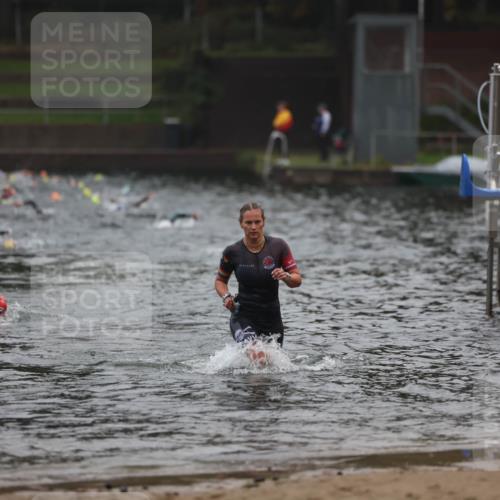 13.09.2026 - Stadtparktriathlon Mo-Foto http://msf.ph/oto/10251971 13.09.2026 09:02:15 Schwimmen 153, 158, 163 meine-sportfotos.de