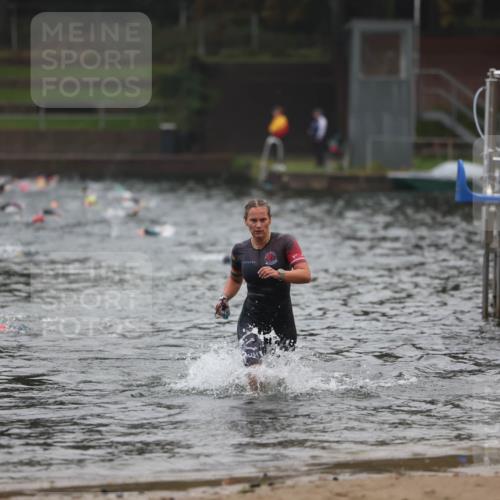 13.09.2026 - Stadtparktriathlon Mo-Foto http://msf.ph/oto/10251973 13.09.2026 09:02:16 Schwimmen 153, 158, 163 meine-sportfotos.de