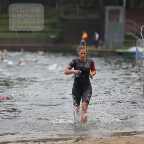 13.09.2026 - Stadtparktriathlon Mo-Foto http://msf.ph/oto/10251976 13.09.2026 09:02:18 Schwimmen 154, 158, 163 meine-sportfotos.de