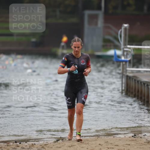 13.09.2026 - Stadtparktriathlon Mo-Foto http://msf.ph/oto/10251977 13.09.2026 09:02:21 Schwimmen 154, 163 meine-sportfotos.de