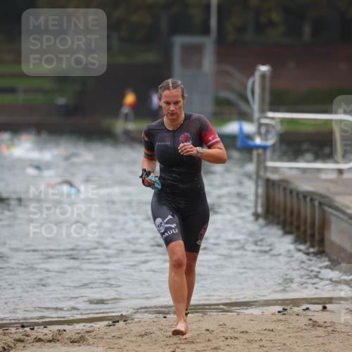 13.09.2026 - Stadtparktriathlon Mo-Foto http://msf.ph/oto/10251979 13.09.2026 09:02:22 Schwimmen 154, 163 meine-sportfotos.de