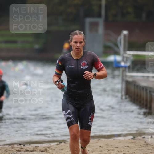13.09.2026 - Stadtparktriathlon Mo-Foto http://msf.ph/oto/10251982 13.09.2026 09:02:23 Schwimmen 154, 163 meine-sportfotos.de