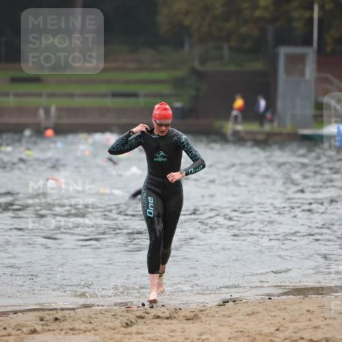 13.09.2026 - Stadtparktriathlon Mo-Foto http://msf.ph/oto/10251987 13.09.2026 09:02:27 Schwimmen 154, 163 meine-sportfotos.de