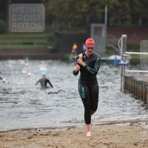 13.09.2026 - Stadtparktriathlon Mo-Foto http://msf.ph/oto/10251990 13.09.2026 09:02:29 Schwimmen 154, 163 meine-sportfotos.de