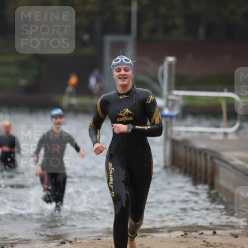 13.09.2026 - Stadtparktriathlon Mo-Foto http://msf.ph/oto/10252028 13.09.2026 09:03:12 Schwimmen 160, 168, 174, 184, 197, 208 meine-sportfotos.de