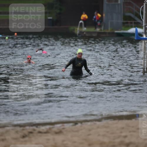 13.09.2026 - Stadtparktriathlon Mo-Foto http://msf.ph/oto/10252121 13.09.2026 09:04:16 Schwimmen 162, 204 meine-sportfotos.de
