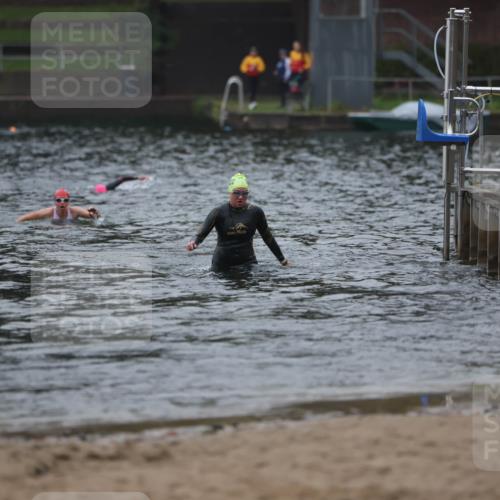 13.09.2026 - Stadtparktriathlon Mo-Foto http://msf.ph/oto/10252125 13.09.2026 09:04:17 Schwimmen 162 meine-sportfotos.de