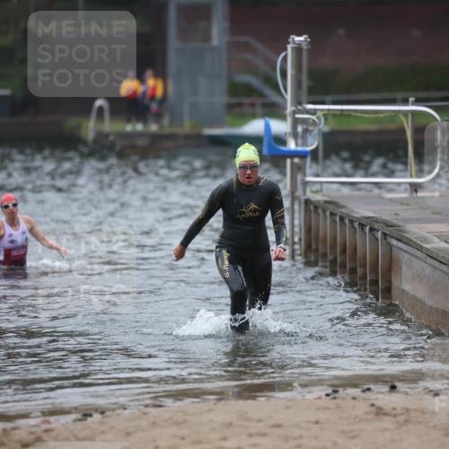 13.09.2026 - Stadtparktriathlon Mo-Foto http://msf.ph/oto/10252131 13.09.2026 09:04:25 Schwimmen 167, 181 meine-sportfotos.de
