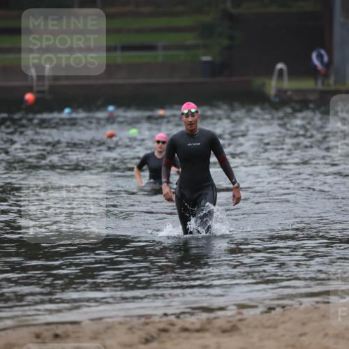 13.09.2026 - Stadtparktriathlon Mo-Foto http://msf.ph/oto/10252152 13.09.2026 09:04:46 Schwimmen 155 meine-sportfotos.de