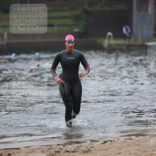 13.09.2026 - Stadtparktriathlon Mo-Foto http://msf.ph/oto/10252156 13.09.2026 09:04:50 Schwimmen 155, 159 meine-sportfotos.de