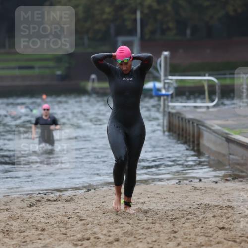 13.09.2026 - Stadtparktriathlon Mo-Foto http://msf.ph/oto/10252161 13.09.2026 09:04:53 Schwimmen 155, 159 meine-sportfotos.de