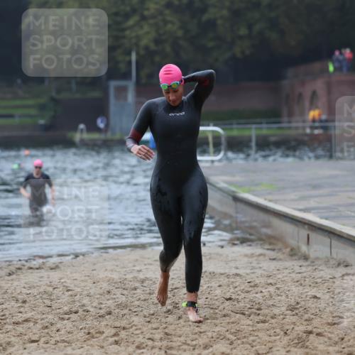 13.09.2026 - Stadtparktriathlon Mo-Foto http://msf.ph/oto/10252163 13.09.2026 09:04:54 Schwimmen 155, 159 meine-sportfotos.de