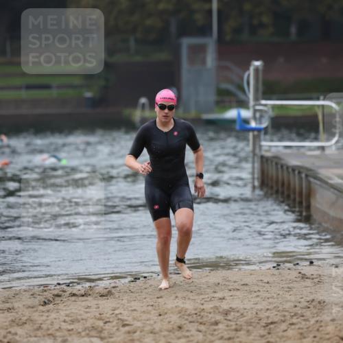 13.09.2026 - Stadtparktriathlon Mo-Foto http://msf.ph/oto/10252169 13.09.2026 09:05:01 Schwimmen 159 meine-sportfotos.de