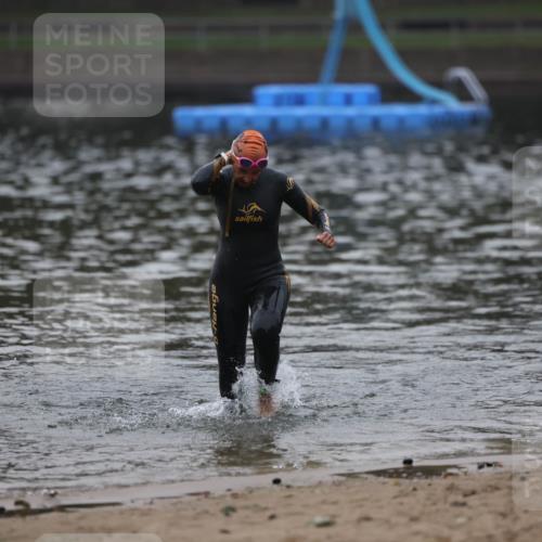 13.09.2026 - Stadtparktriathlon Mo-Foto http://msf.ph/oto/10252202 13.09.2026 09:05:39 Schwimmen 151, 170, 187 meine-sportfotos.de