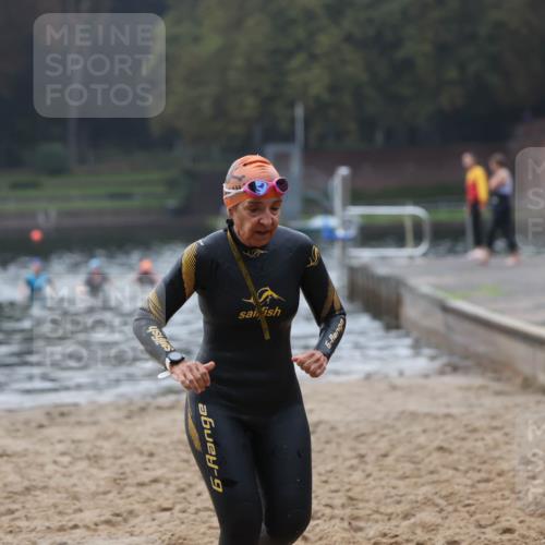 13.09.2026 - Stadtparktriathlon Mo-Foto http://msf.ph/oto/10252222 13.09.2026 09:05:49 Schwimmen 151 meine-sportfotos.de